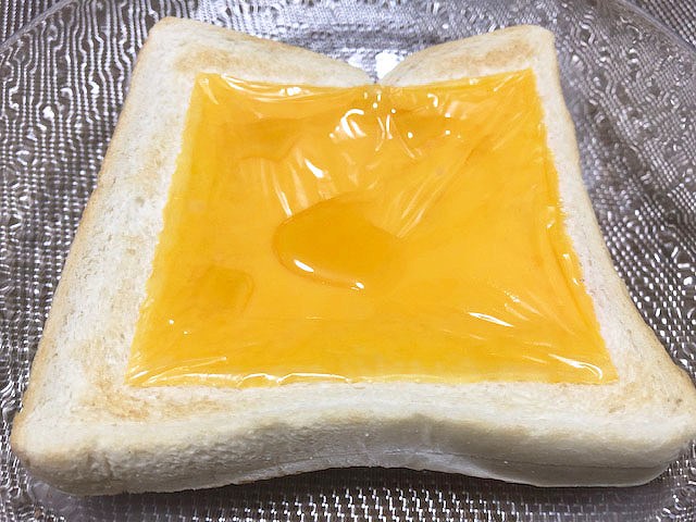 チーズとはちみつのトースト