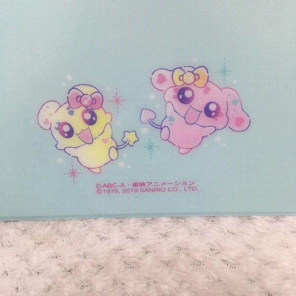 クリアファイルセットをじっくり観察♡