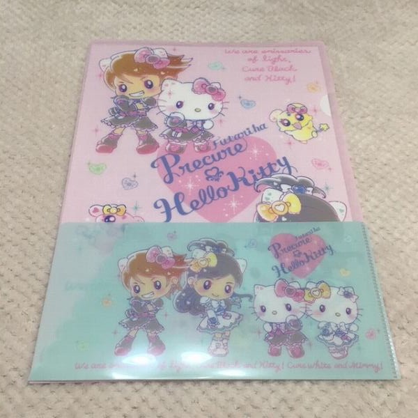 クリアファイルセットをじっくり観察♡