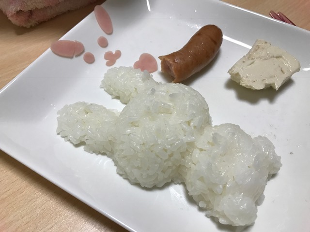 キャラ弁の宿命。お残し・・・