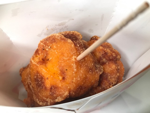 からあげクンといえば、楊枝でパクっと・・ですよね？