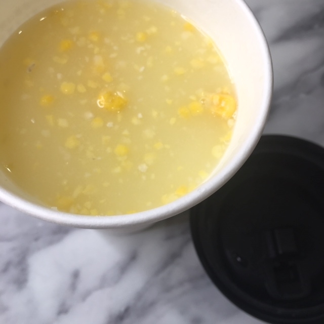 私粉末状のスープを混ぜるの実は苦手なんです。