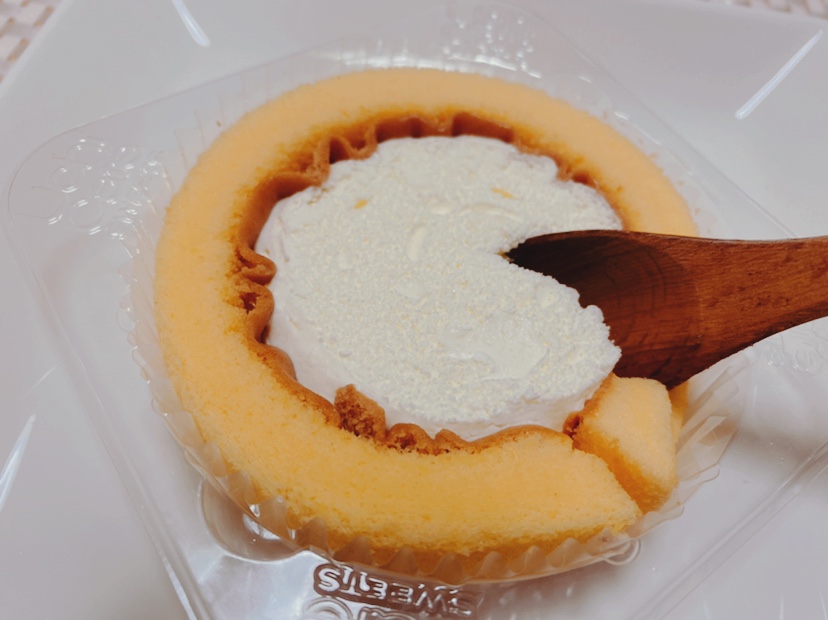 スイートテン♪ダイ・・いや、プレミアムロールケーキでした（笑）