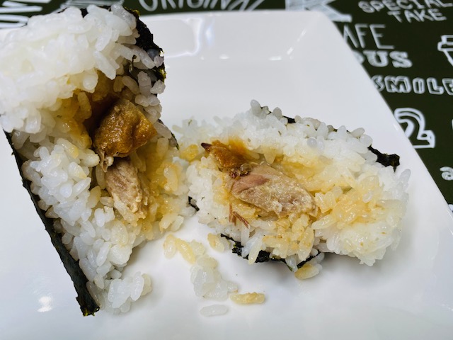 たっぷり金華サバ入り♪