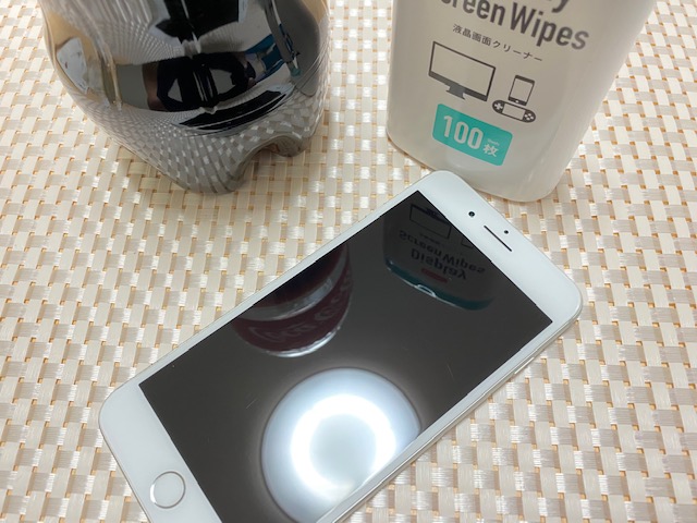 え。ダイソーのってこんなにスゴイの！？3年前購入のiPhoneがピッカピカ！！