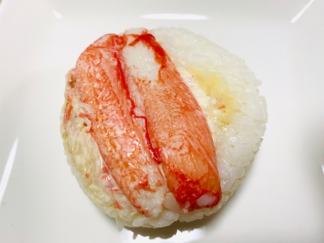 メディアで話題 ファミマで新発売の最高級カニカマを酢飯にぎりで食べると超おいしっ Babydot ベイビードット メディアで話題 ファミマで新発売の最高級カニカマを酢飯にぎりで食べると超おいしっ Babydot ベイビードット
