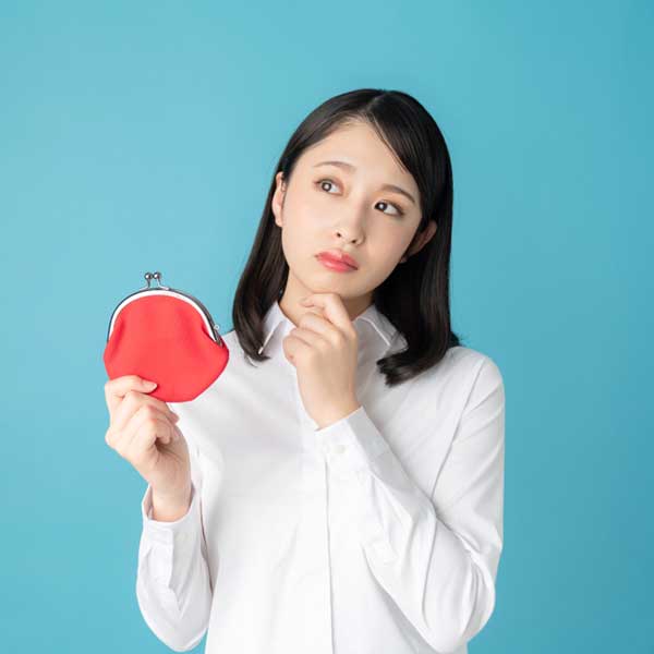専業主婦はクレカが持てない？