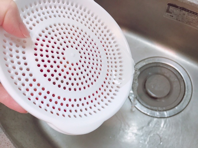 電子レンジでも使える100均グッズ この形のザルとボールは初めて見ました Babydot ベイビードット
