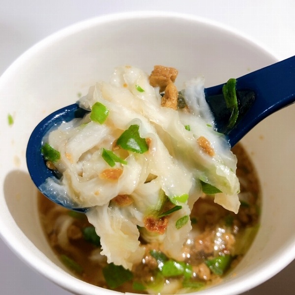 麺はぷりぷり食感で食べごたえバツグン