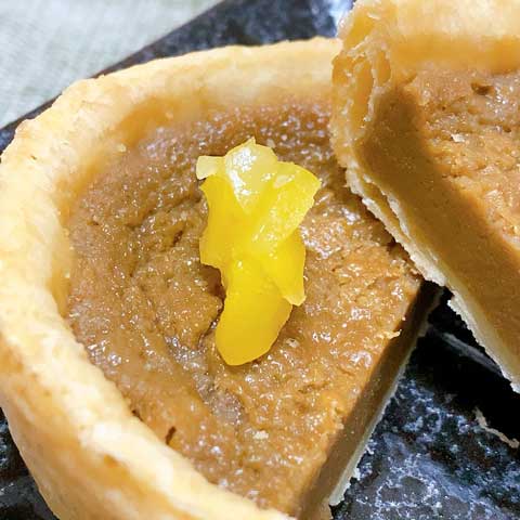 栗の食感も楽しめるマロンパイ♪ 