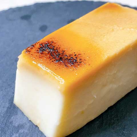 火を当て焦げ目がつき始めると香りの爆弾と化します♪