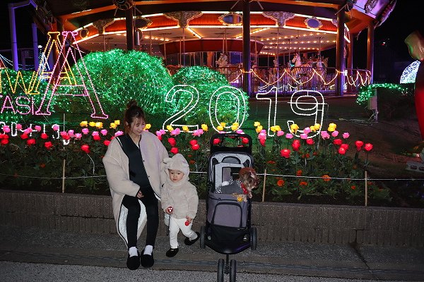 やまちゃんは抱っこ紐👶🏽でぬくぬく♥