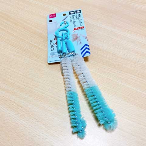 ブラシの大きさを大中小で使い分け♪