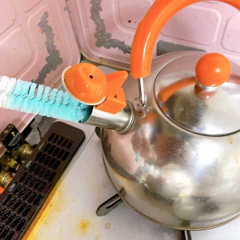 注ぎ口にぴったりのサイズでお掃除がしやすい！