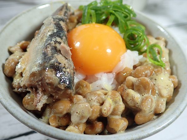 オイルサーディン丼