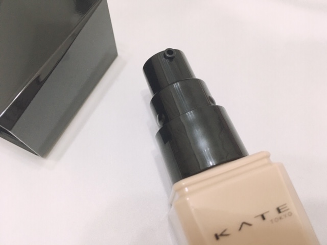 KATE パウダリースキンメーカー