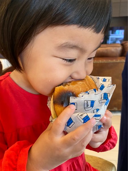 【スザンヌの妹マーガリンの子育てin熊本】モスソース風ハンバーガー🍔を一緒につくったよ❤️