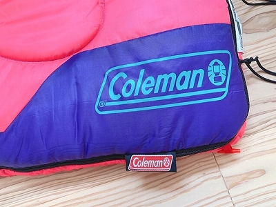 Colemanロゴ　ピンク