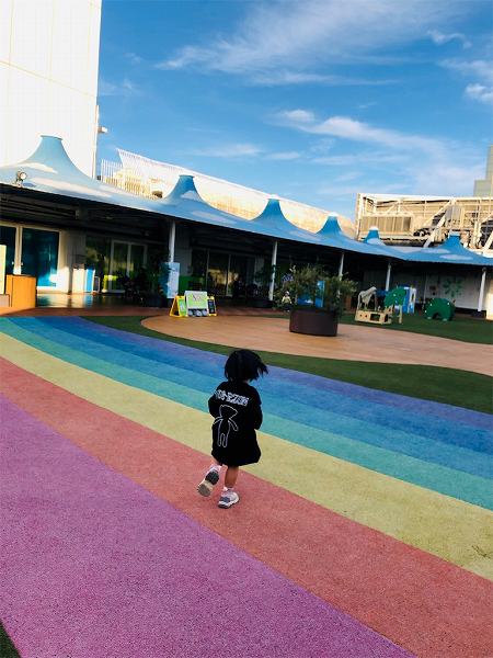 【スザンヌの妹マーガリンの子育てブログ】立ち仕事にもおススメ！セレンセクールのスニーカー、神だった🥺♥️たーくさん歩きたくなる靴♡