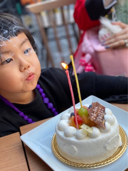 【スザンヌの妹マーガリンの子育てブログ】うれしいハロウィンお誕生日会♡鬼滅コスプレ予定でしたが、仮装はまさかの…♡