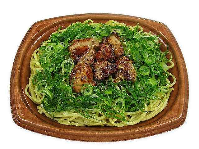 鶏の柚子胡椒焼　ネギ塩焼そば
