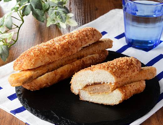 はみでるスティックバーガー鶏の竜田揚げ