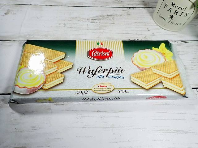 イタリアのウエハース（バニラ）（ヘーゼルナッツ）がおすすめ