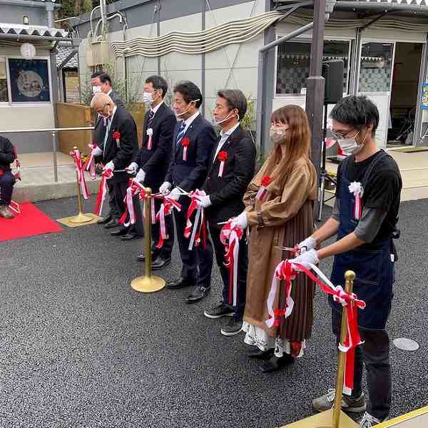 【スザンヌの妹マーガリンの子育てブログ】人吉駅前に仮設商店街「モゾカタウン」がオープンしたよ♡人吉楽しいっ！