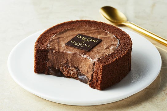 Uchi Café×GODIVA ショコラロールケーキ 復刻