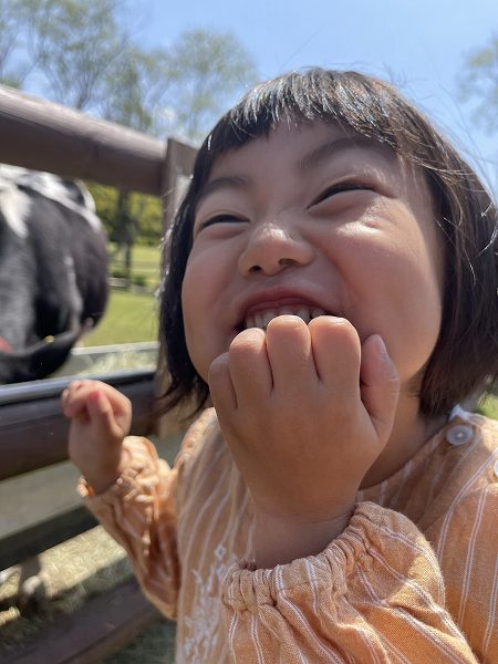 【スザンヌの妹マーガリンの子育てブログ】新学期からの娘の頻尿…愛情たっぷりミルク牧場へ！