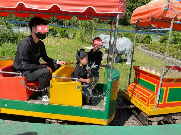 カラフルトレインにも乗ったり