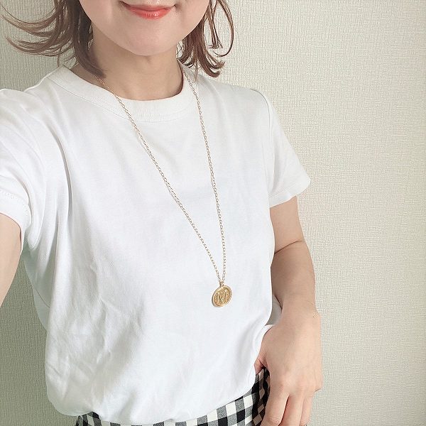 高級感すごい！【ZARA】のイニシャルディテールメダリオンネックレス！│BABYDOT（ベイビードット）