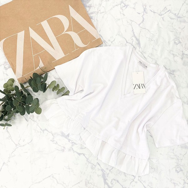 ZARA ペプラムフリル付きTシャツ