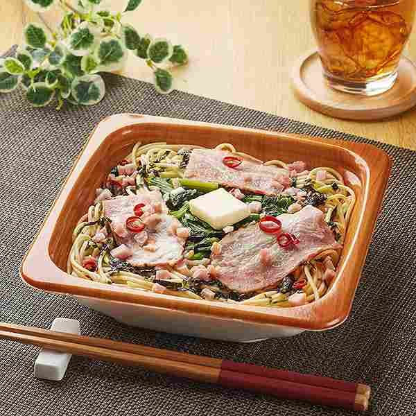和パスタ　ベーコンとほうれん草のバター醤油