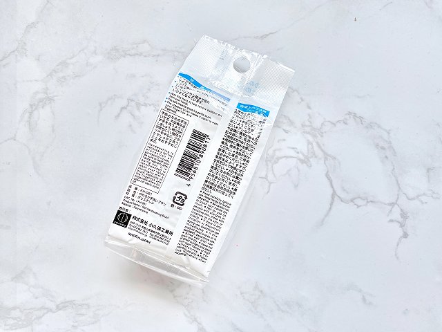 素材はポリエチレンで、ソフトな感触で手を洗うことができます。