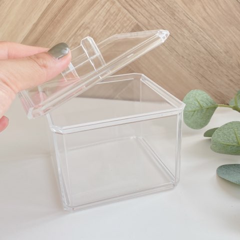 ゴチャゴチャ問題卒業 ダイソー コスメ収納ケースが万能すぎ インテリアにも馴染む Babydot ベイビードット