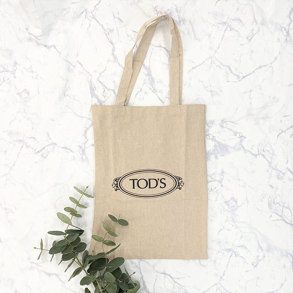 TOD’S×Oggi「上品トートバッグ」