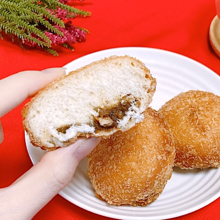 生地の分厚さにも驚きましたが、もちもち食感がたまらなく美味しかったです。