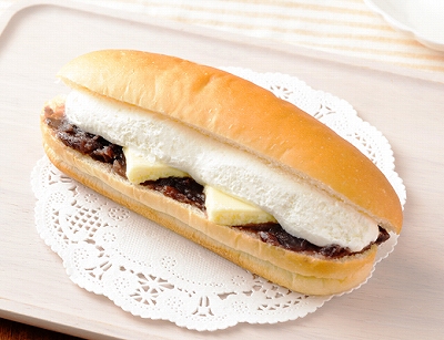 おやつコッペ　あんバター生クリーム