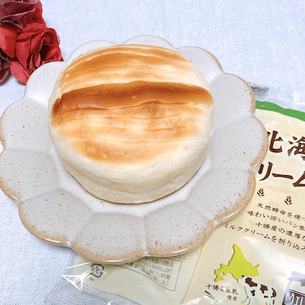 こちらが北海道クリームパンです。