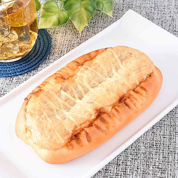 ふんわりパンで食べるツナマヨネーズ