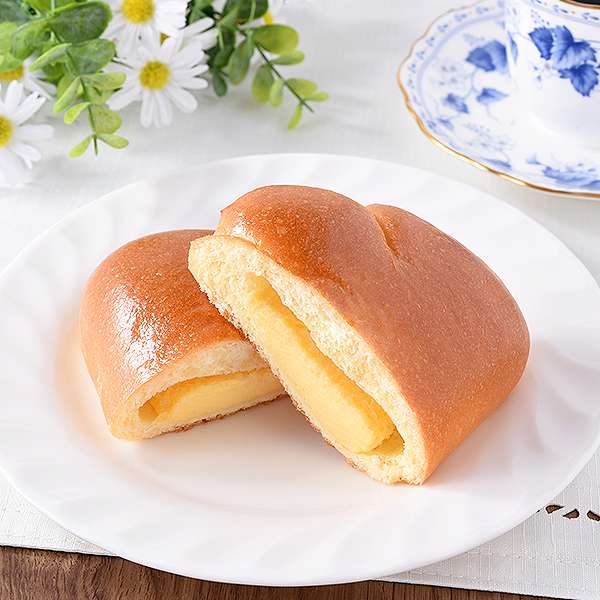 ファミマ・ザ・クリームパン
