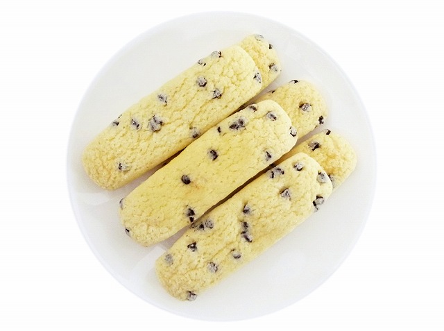 ７Ｐ　チョコチップ入りスティックメロンパン６本入