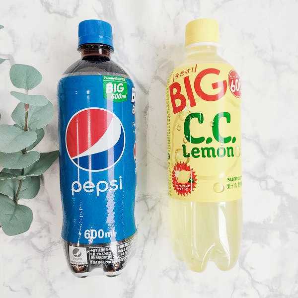 「サントリー　ペプシコーラ　600ml」又は「サントリー　C.C.レモン　600ml」いずれか１個買うと、「サントリー　デカビタC　GIGANT　600ml」が無料で手に入る引換券が貰えちゃう！