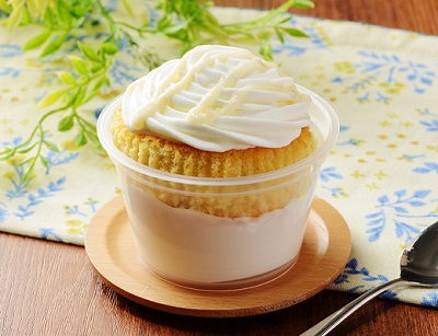 おぼれクリームのバニラシフォンケーキ