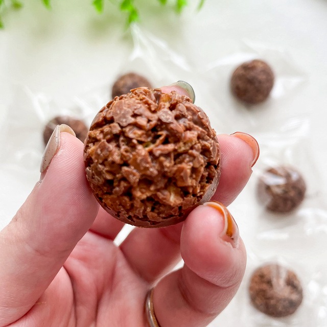 「至福のチョコ　ミルククランチ」を実食！