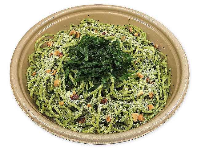 アーモンドと大葉のバジリコパスタ