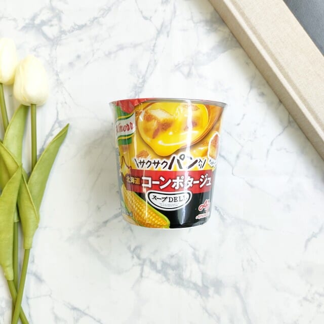「クノール　スープDELI 　サクサクパン入り　北海道コーンポタージュ」を買うと「クノール　スープDELI　サクサクパン入り　完熟栗かぼちゃのポタージュ／男爵いものポタージュ」いずれか1個の無料引換券がもらえちゃいます！