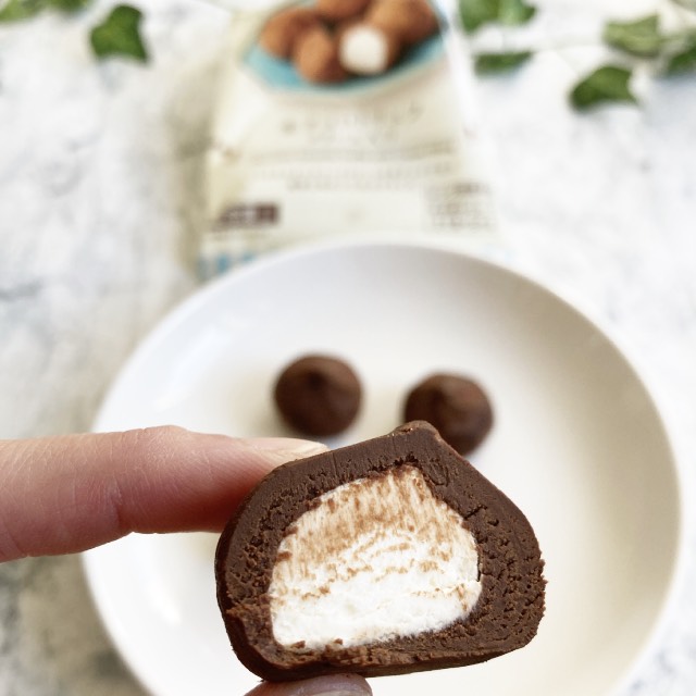 生チョコトリュフクリーム入り実食