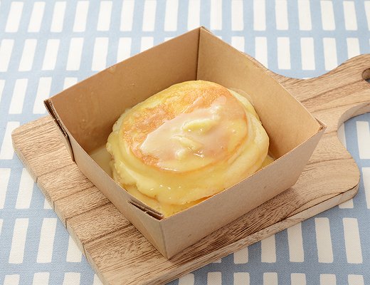 たっぷりメレンゲのふわふわパンケーキ